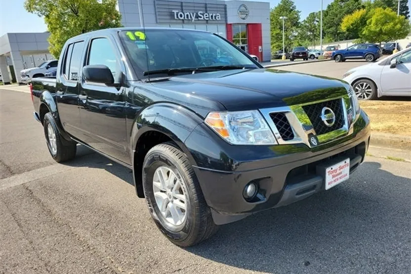 2019 Nissan Frontier SV photo 1