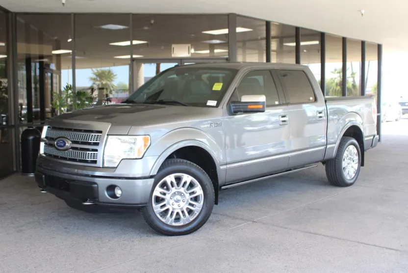 2011 Ford F-150 Platinum photo 1