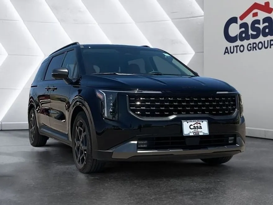 2026 Kia Carnival SX photo 1