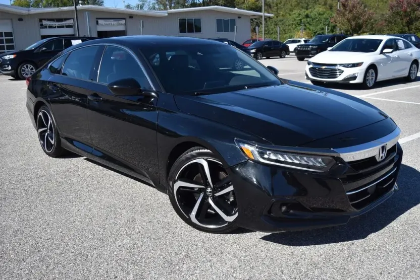 2022 Honda Accord Sport 2.0T photo 1