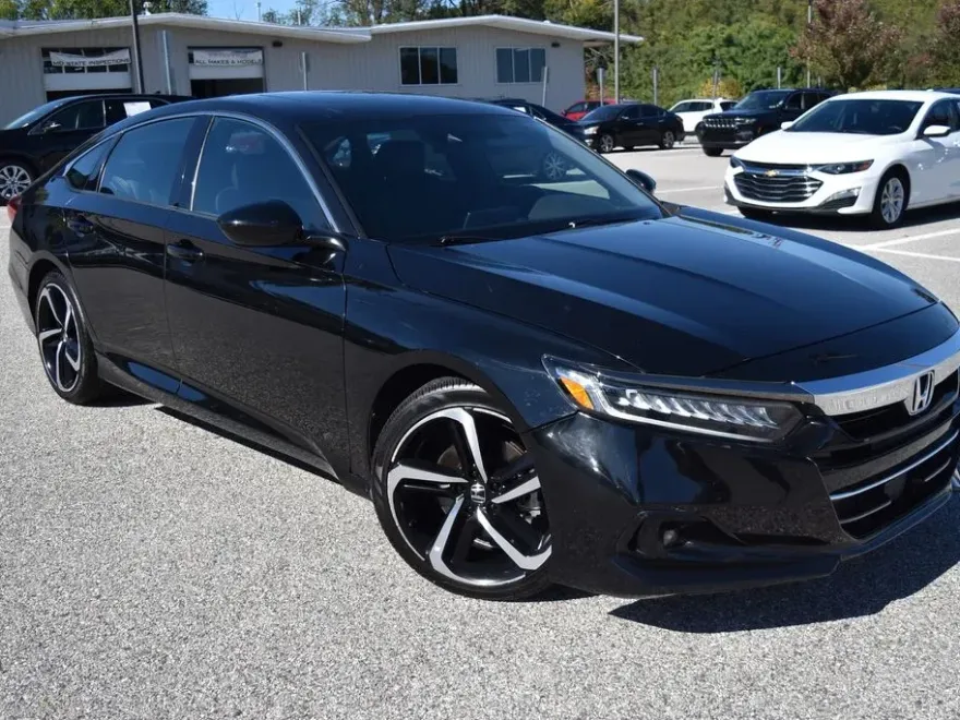 2022 Honda Accord Sport 2.0T photo 1