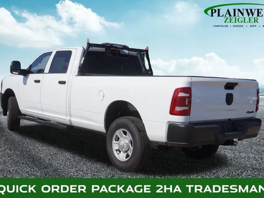 2024 Ram 3500 Tradesman photo 1