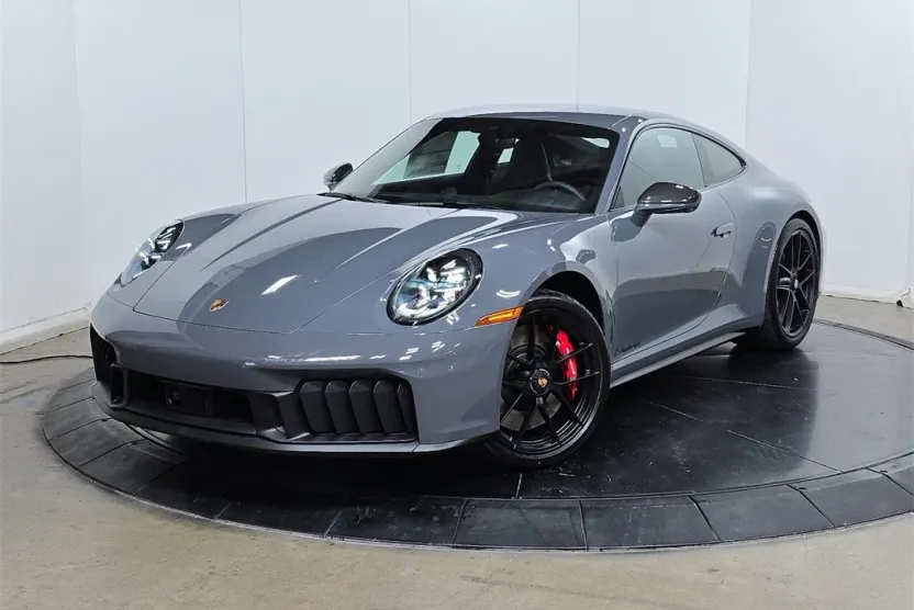 2026 Porsche 911 4 GTS photo 1
