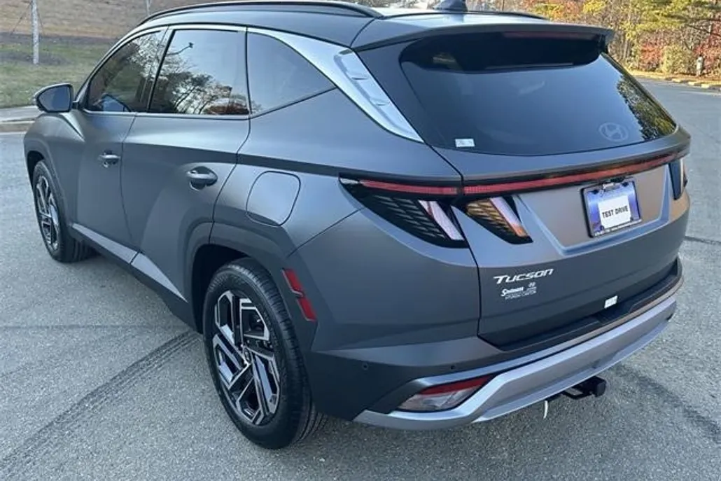 2025 Hyundai Tucson Limited photo 1