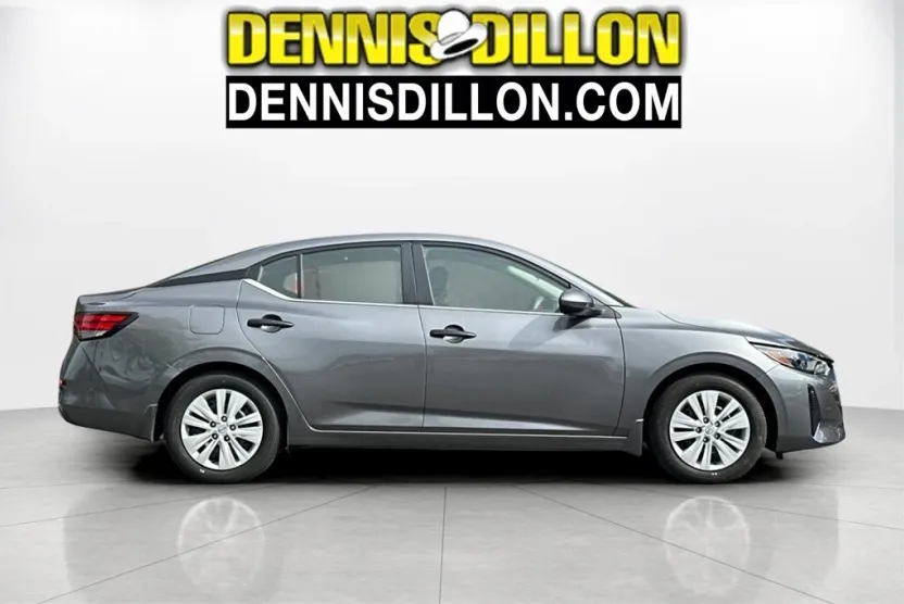 2025 Nissan Sentra S photo 1