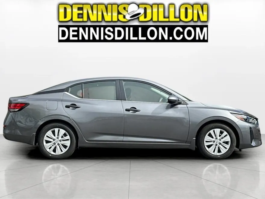 2025 Nissan Sentra S photo 1