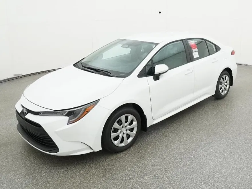 2026 Toyota Corolla LE photo 1