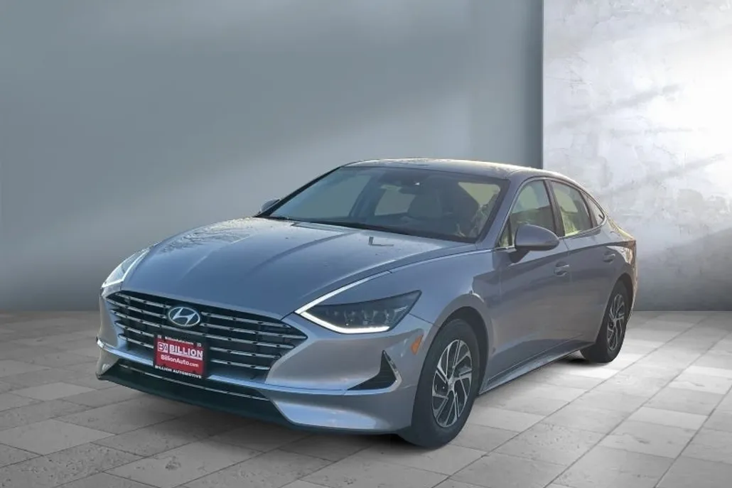 2023 Hyundai Sonata Hybrid photo 1