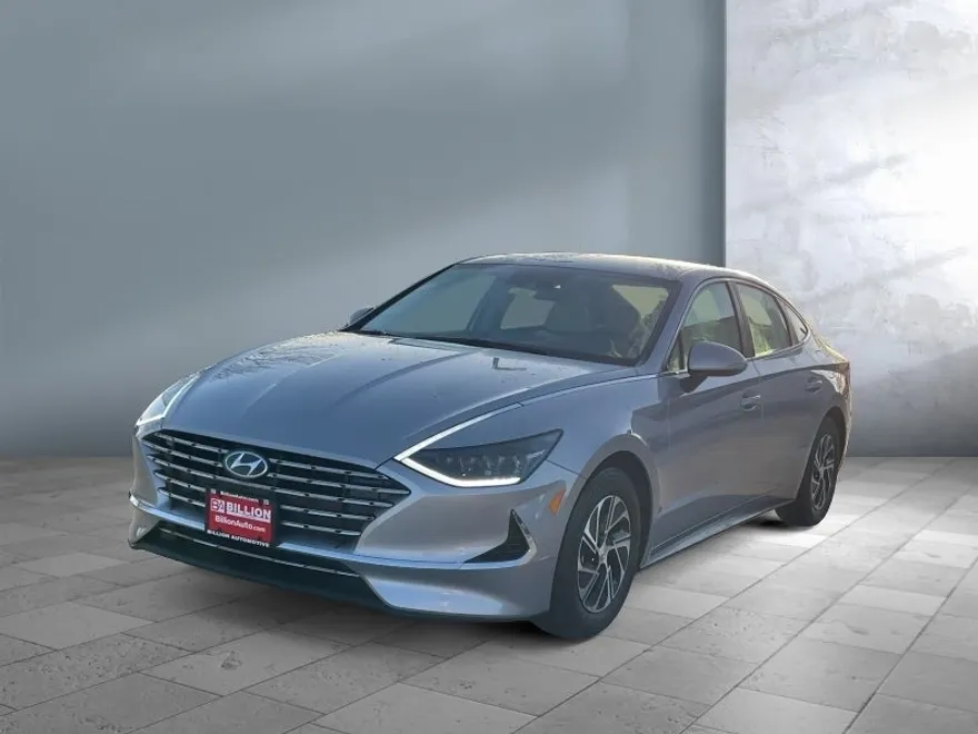 2023 Hyundai Sonata Hybrid photo 1