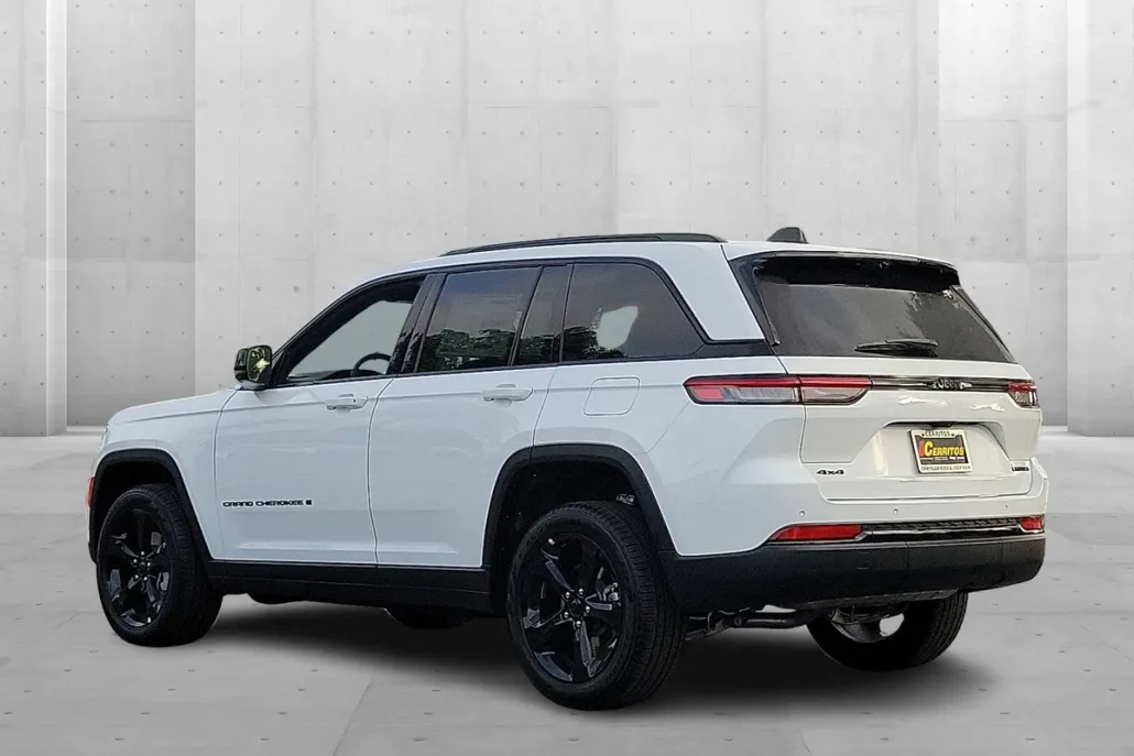 2025 Jeep Grand Cherokee Limited photo 1