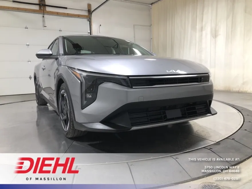 2025 Kia K4 EX photo 1