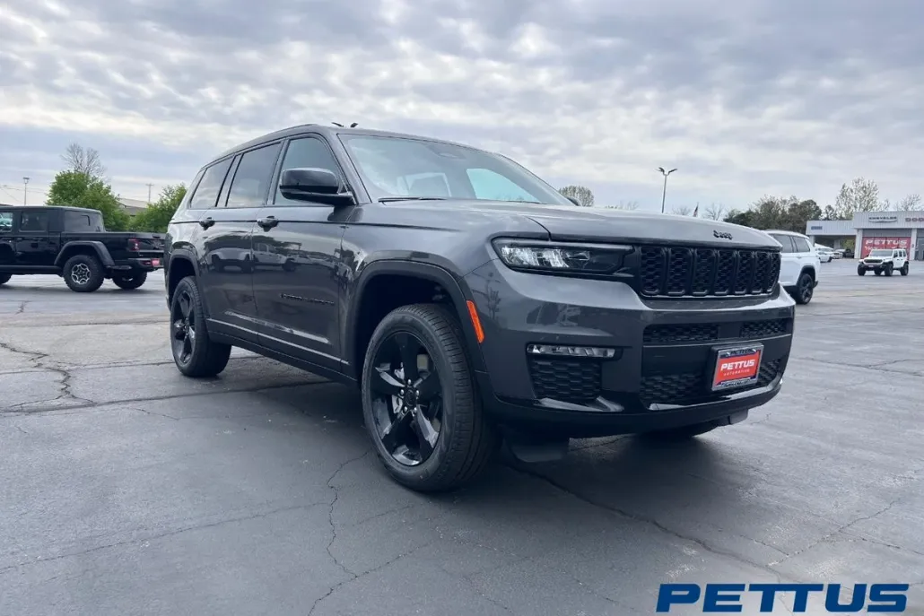 2025 Jeep Grand Cherokee Limited photo 1