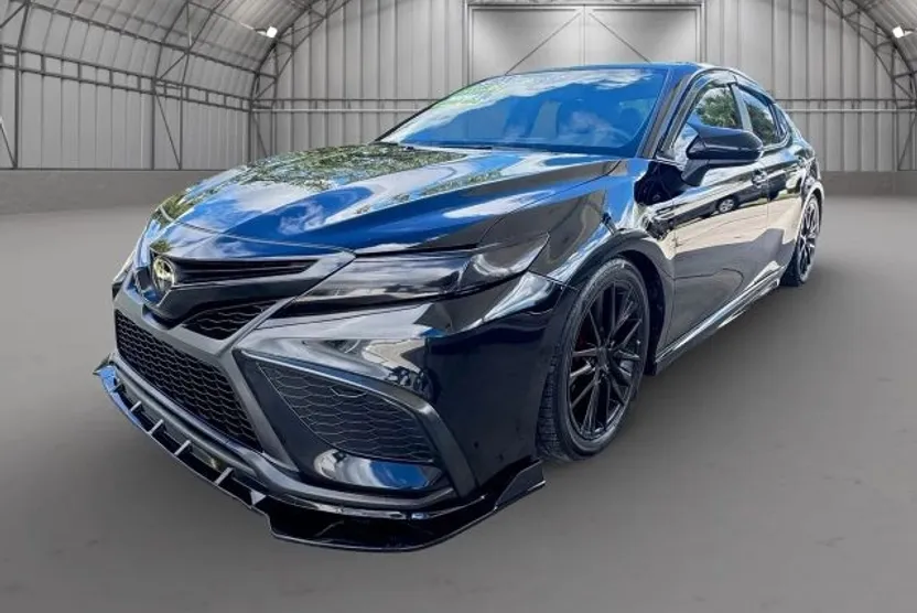 2023 Toyota Camry SE photo 1