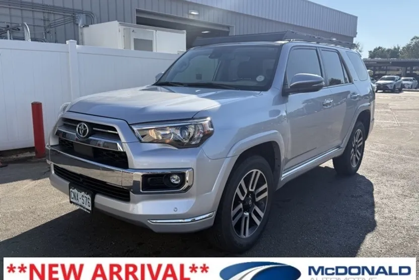2023 Toyota 4Runner Limited photo 1