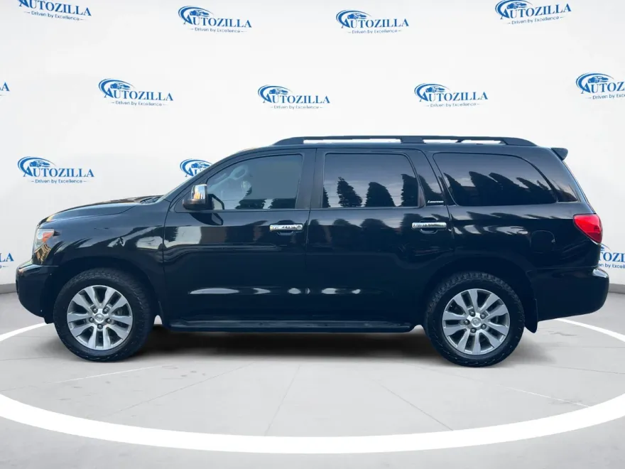 2016 Toyota Sequoia Limited photo 1