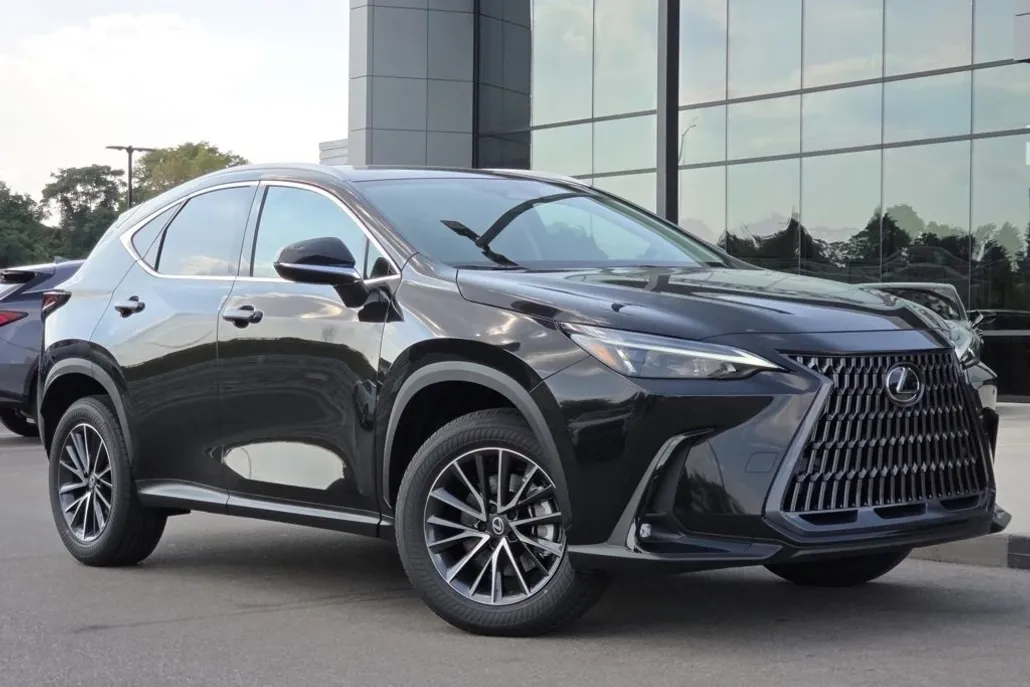 2026 Lexus NX 350 photo 1