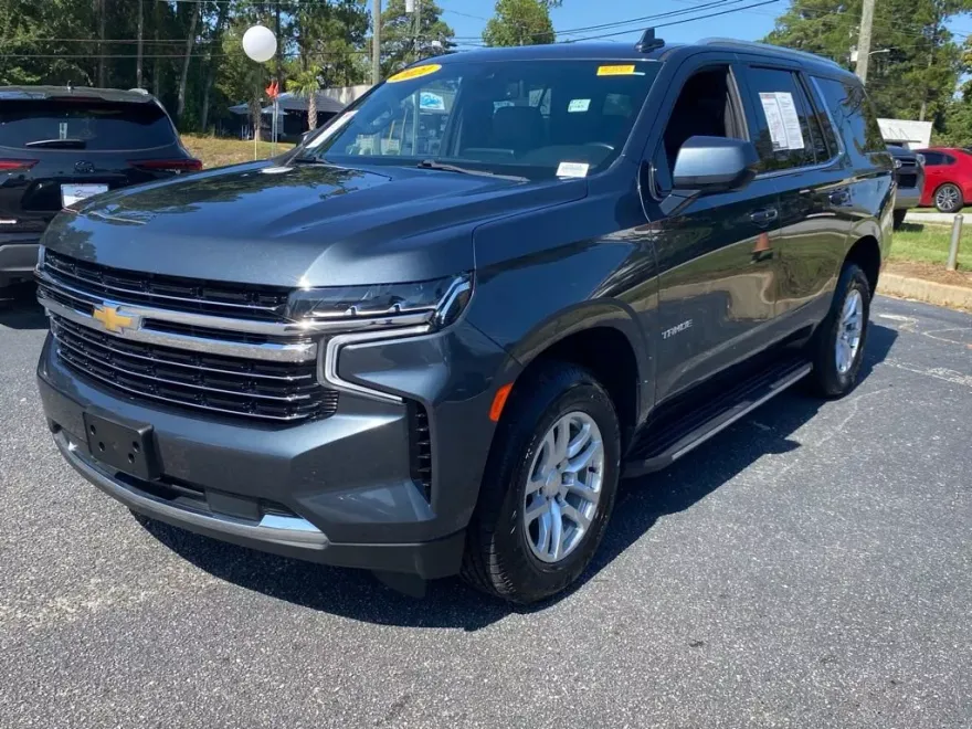 2021 Chevrolet Tahoe LT photo 1