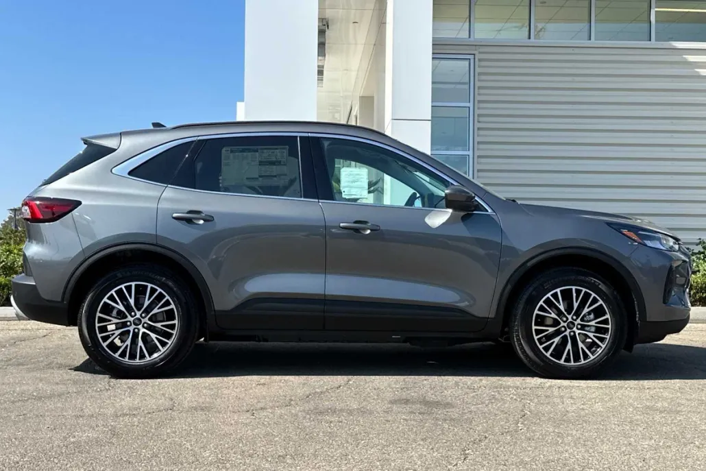 2025 Ford Escape Plug-In Hybrid Base photo 1
