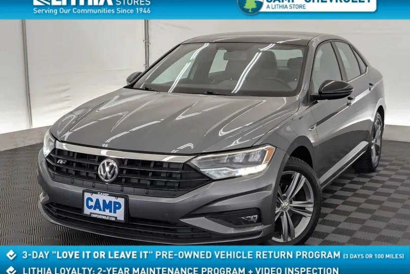 2019 Volkswagen Jetta 1.4T R-Line photo 1