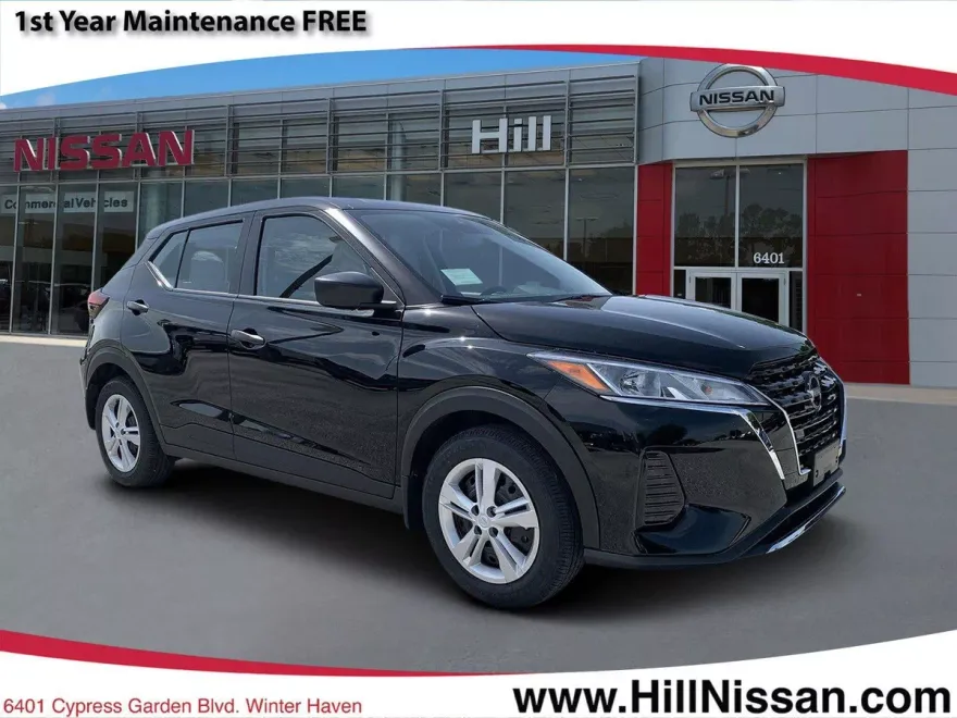 2025 Nissan Kicks Play S photo 1