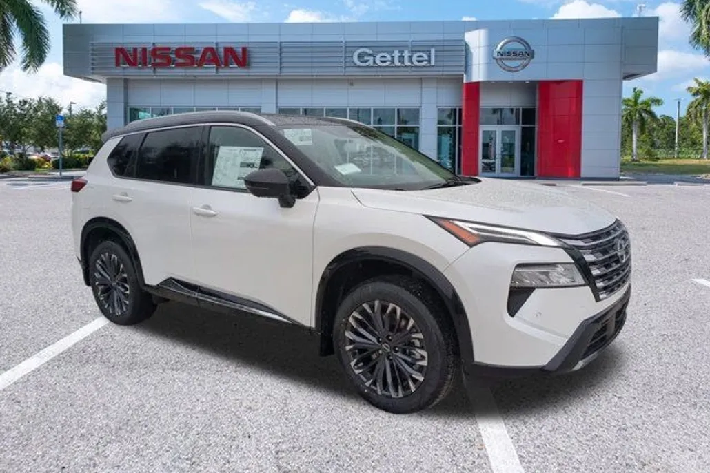 2025 Nissan Rogue Platinum photo 1