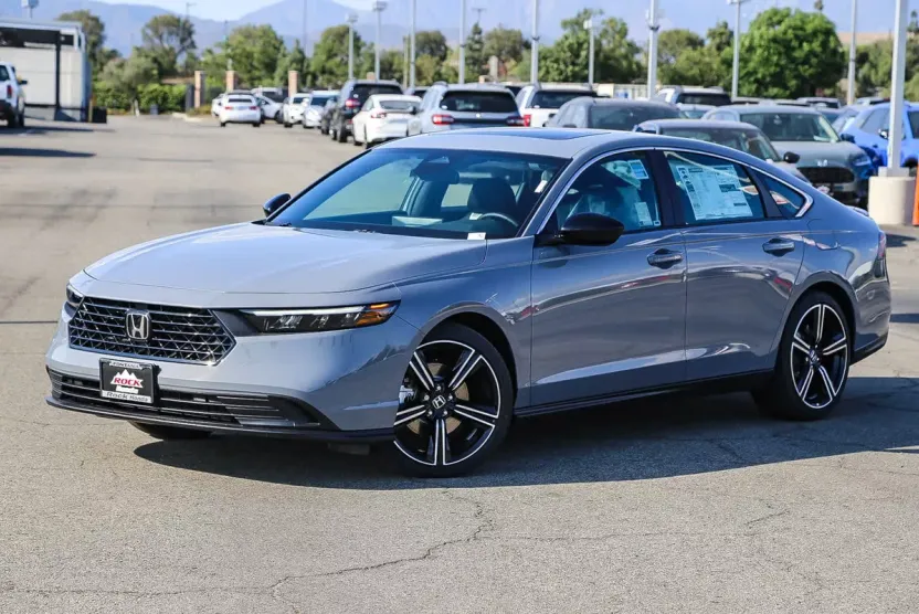2025 Honda Accord Hybrid Sport photo 1
