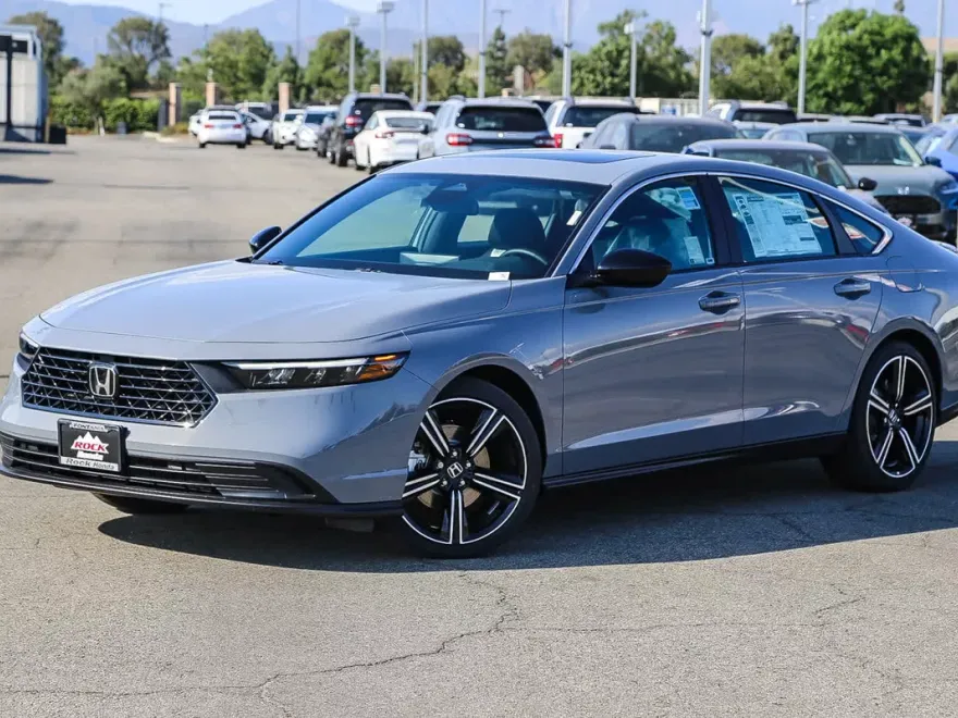 2025 Honda Accord Hybrid Sport photo 1