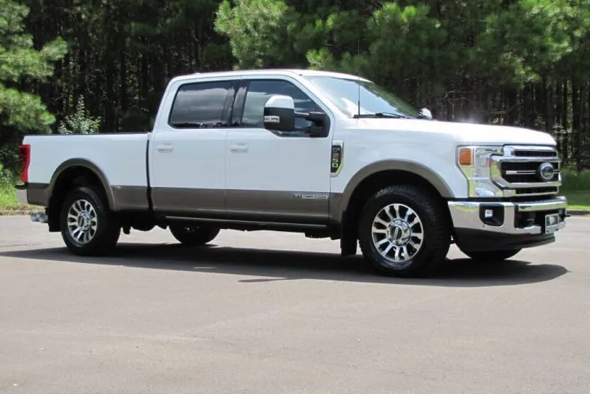 2022 Ford F-250 Lariat photo 1