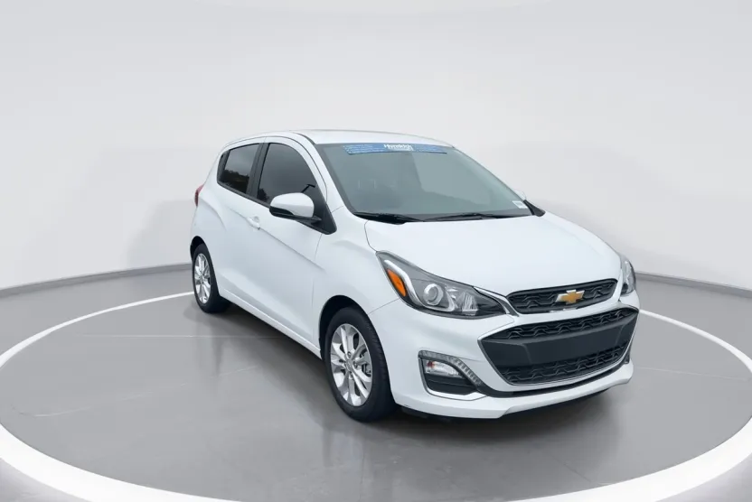 2022 Chevrolet Spark 1LT photo 1