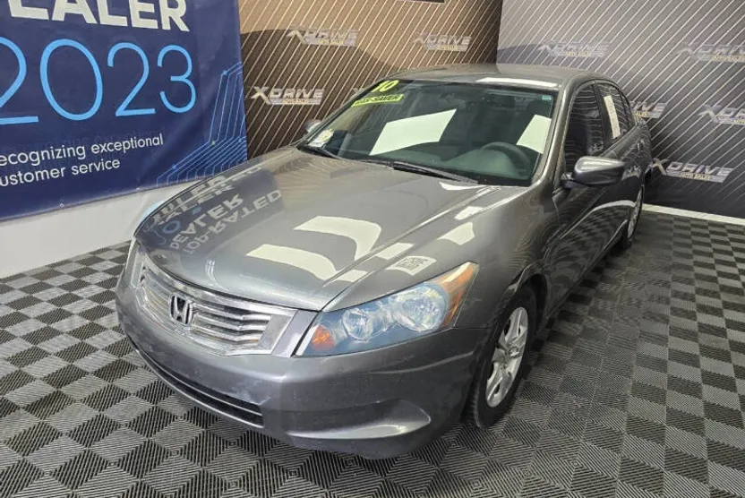 2010 Honda Accord LX-P photo 1