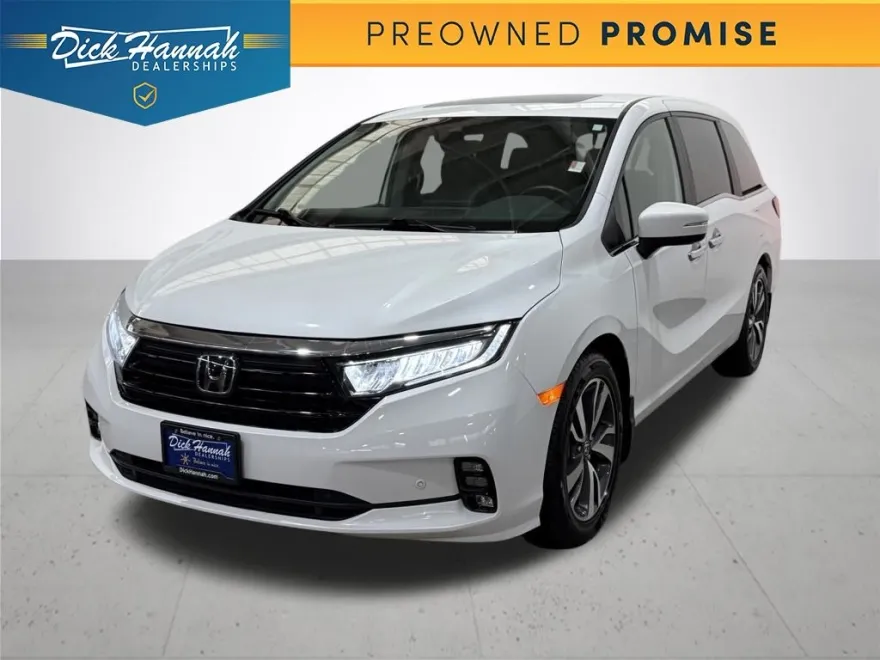 2022 Honda Odyssey Touring photo 1