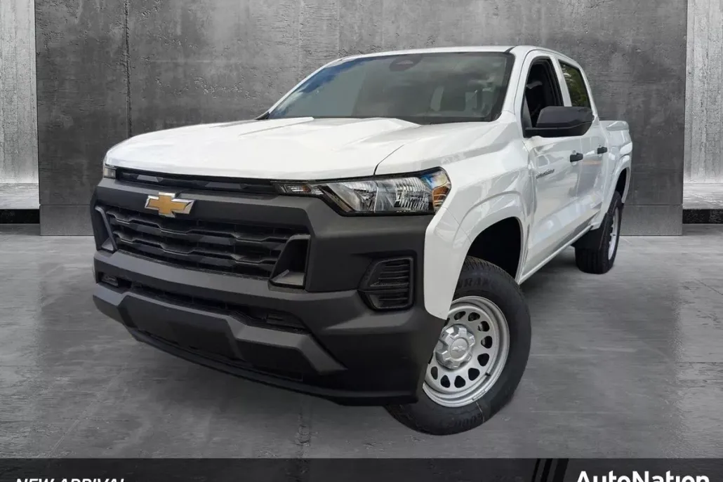 2025 Chevrolet Colorado LT photo 1