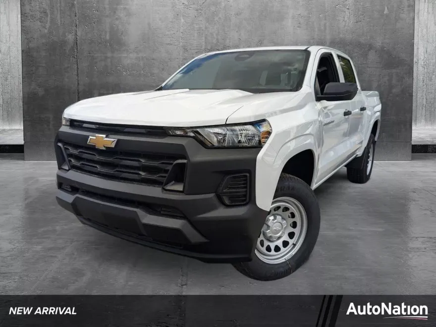 2025 Chevrolet Colorado LT photo 1