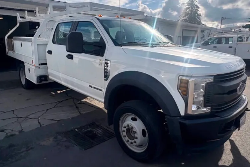 2019 Ford F-550 photo 1