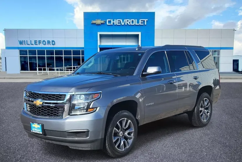 2019 Chevrolet Tahoe LT photo 1