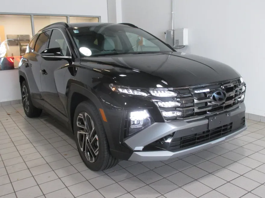 2025 Hyundai Tucson Limited photo 1