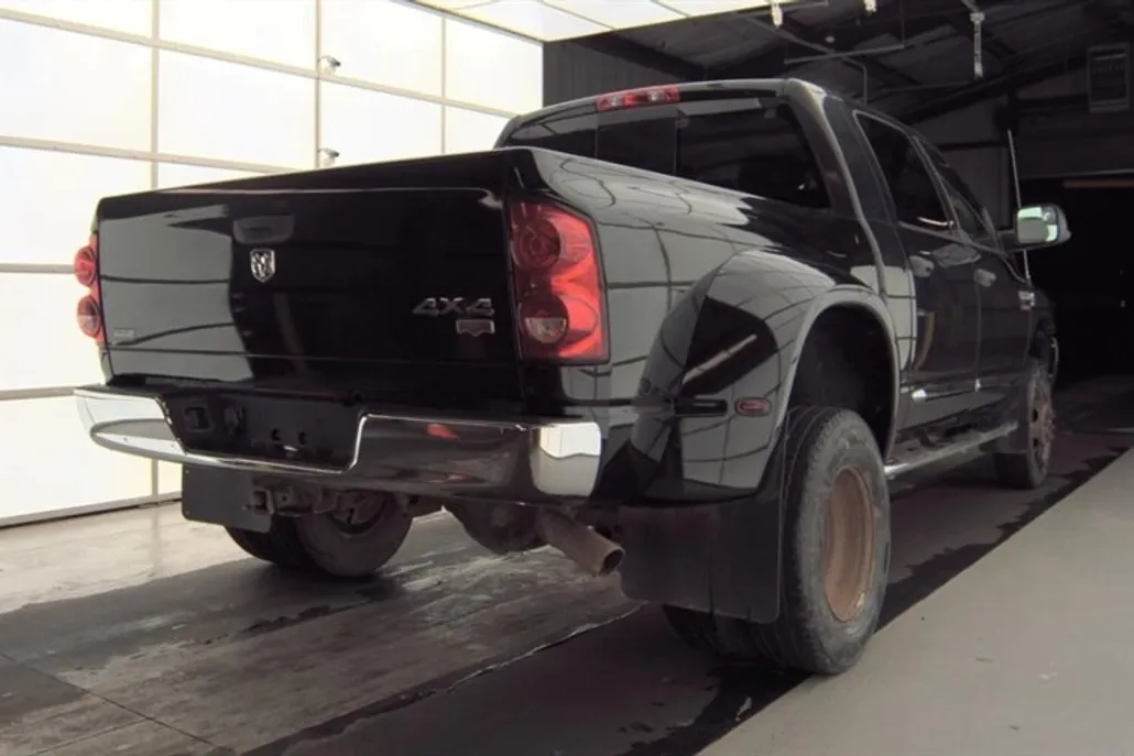 2008 Dodge Ram 3500 Laramie photo 1