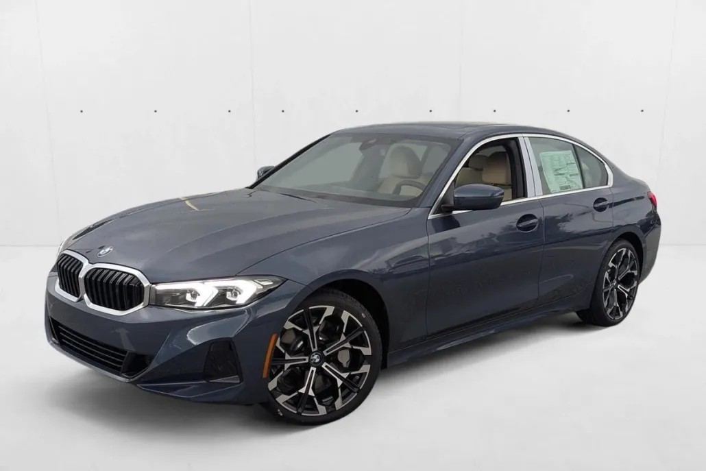 2025 Bmw 330i photo 1
