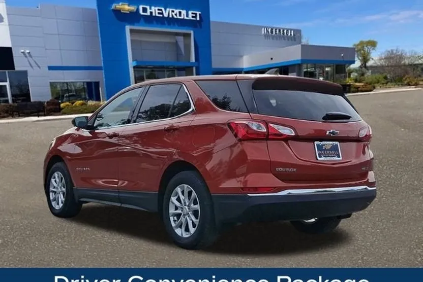 2020 Chevrolet Equinox LT photo 1