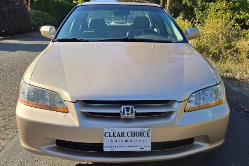 2000 Honda Accord EX photo 1
