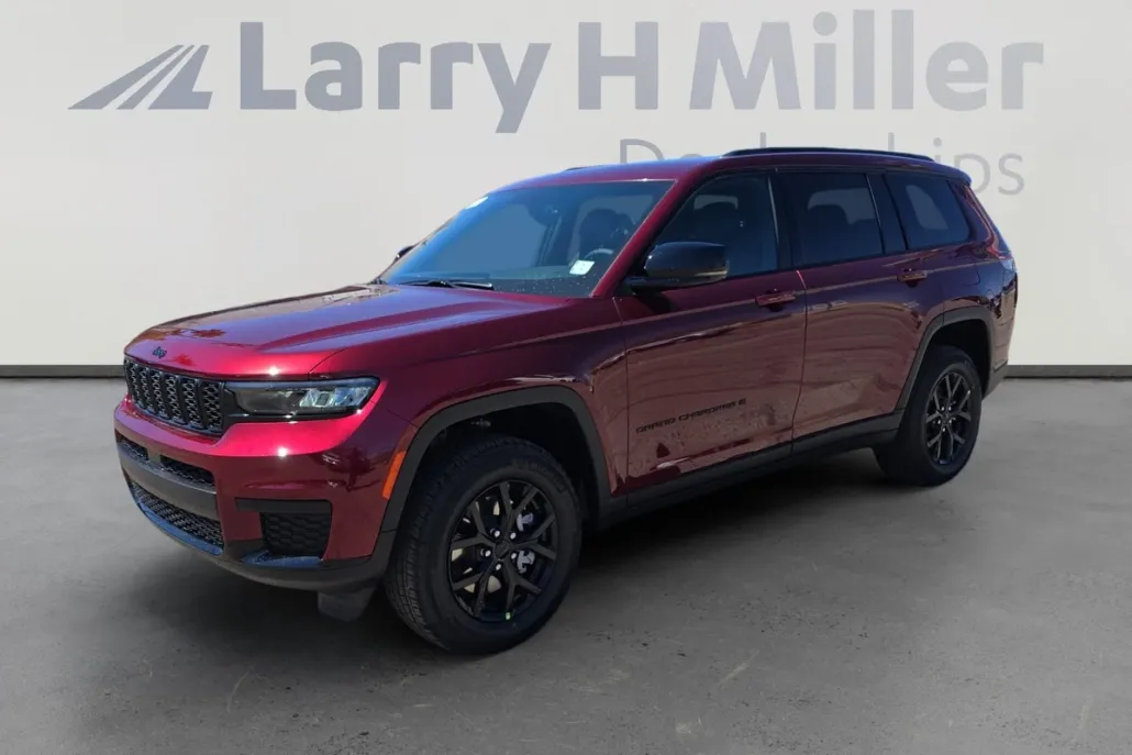2025 Jeep Grand Cherokee Altitude X photo 1