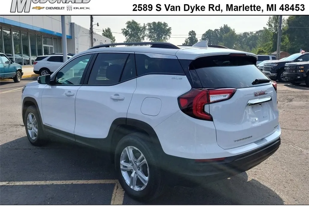 2023 Gmc Terrain SLE photo 1