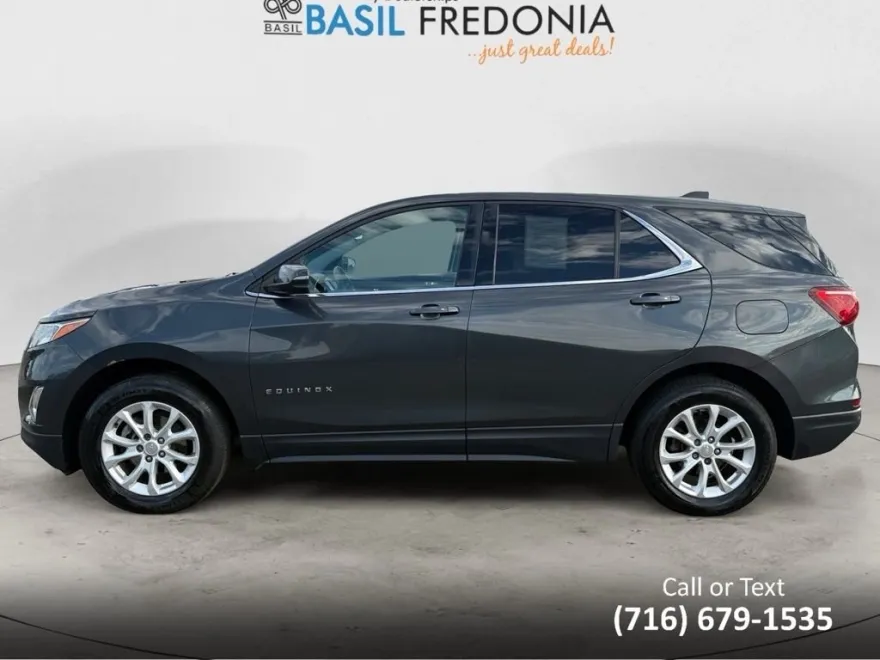 2018 Chevrolet Equinox LT photo 1