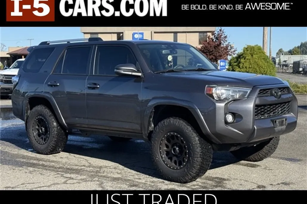 2019 Toyota 4Runner SR5 Premium photo 1