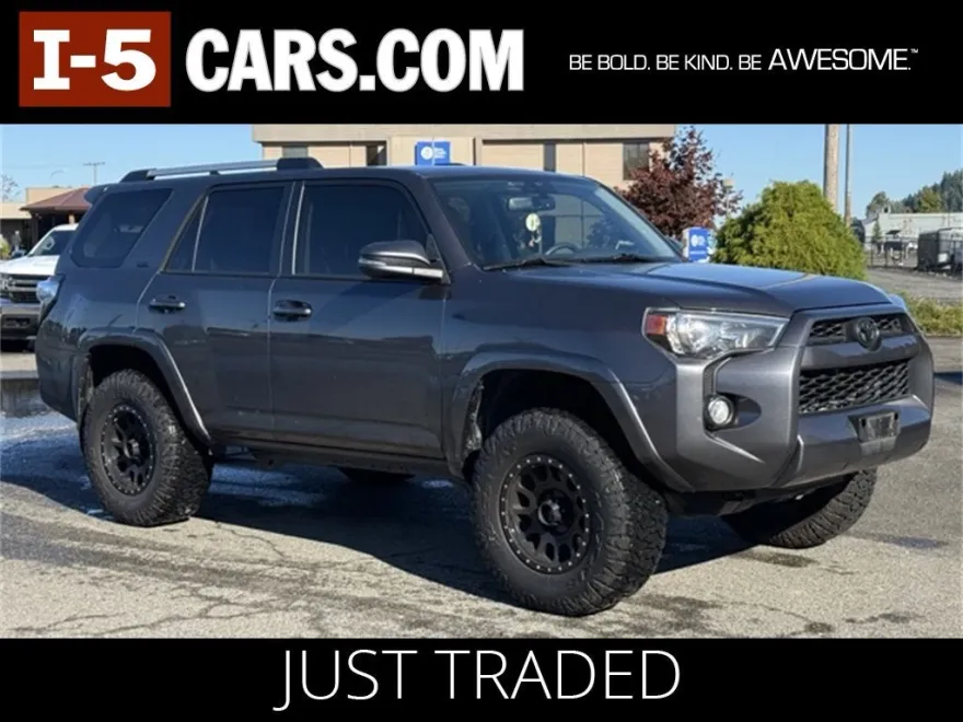 2019 Toyota 4Runner SR5 Premium photo 1