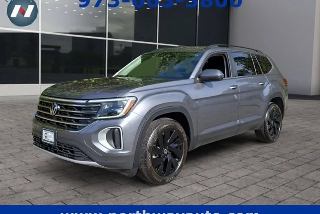 2024 Volkswagen Atlas SE Technology photo 1