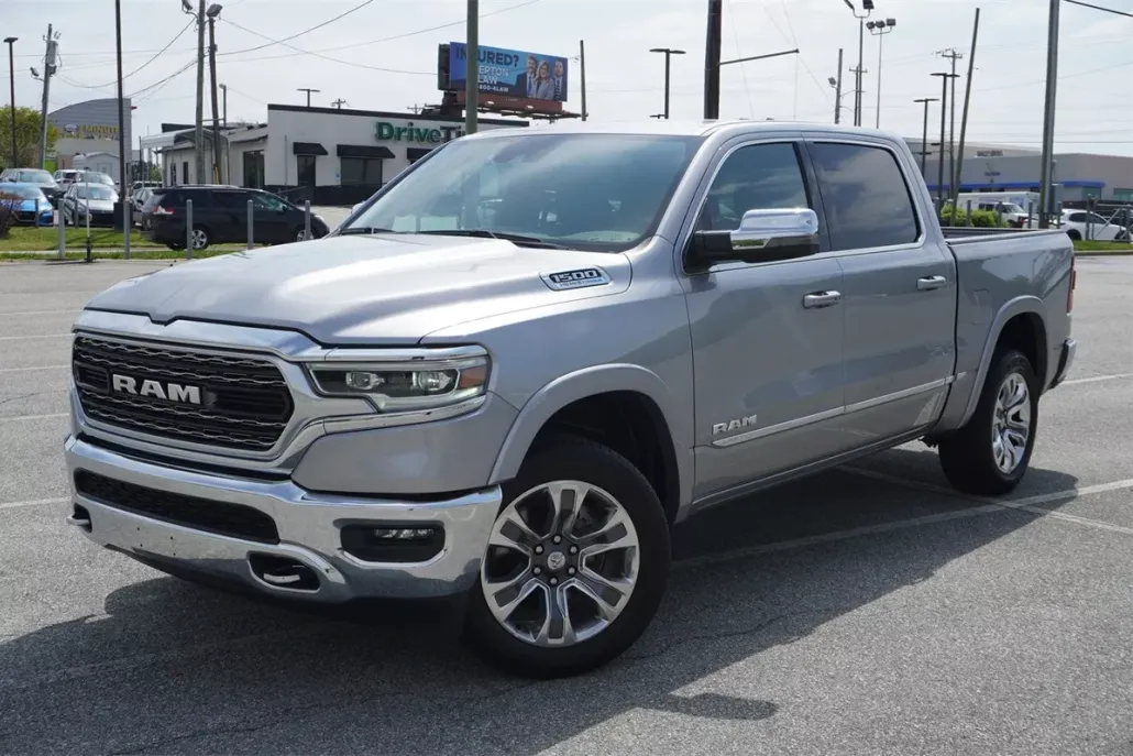 2024 Ram 1500 Limited photo 1