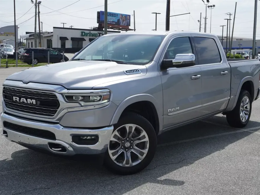 2024 Ram 1500 Limited photo 1