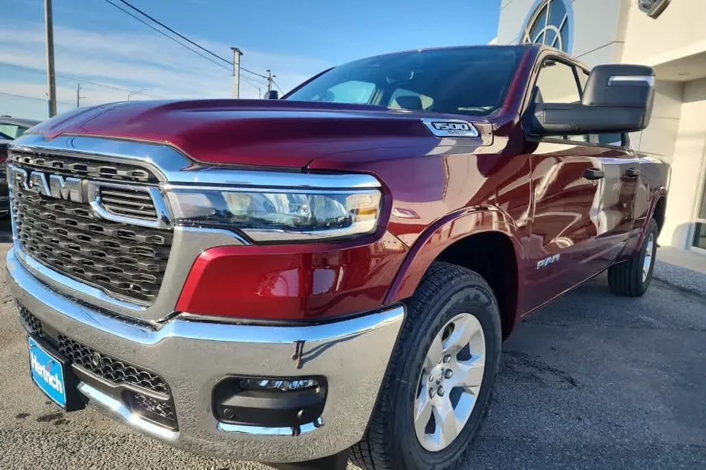 2025 Ram 1500 Big Horn photo 1