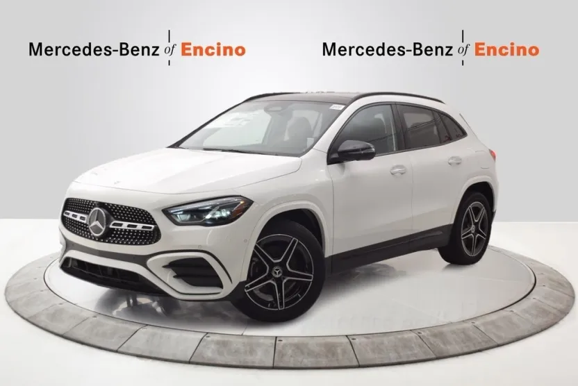 2026 Mercedes Benz GLA 250 photo 1